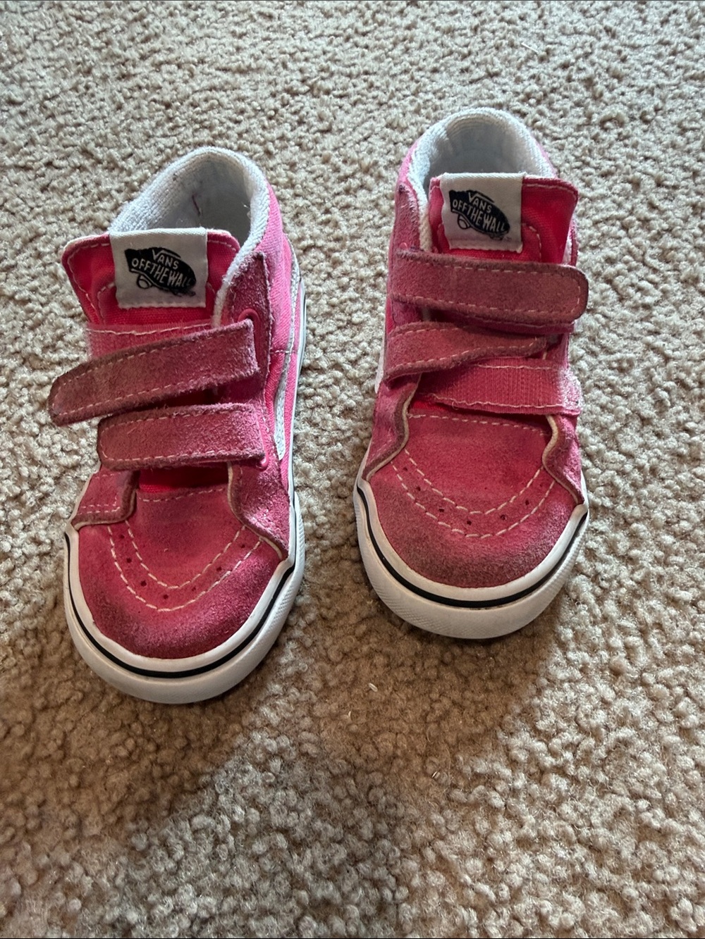 B71 Vans Kids Hot Pink Velcro Skate Sneakers, 9C